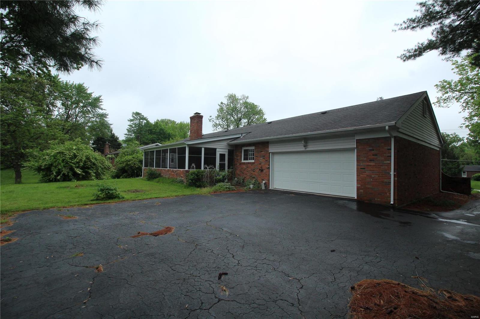 665 North Mosley Road St. Louis, MO 63141 - Photo 17 of 23 Gallery Image 17