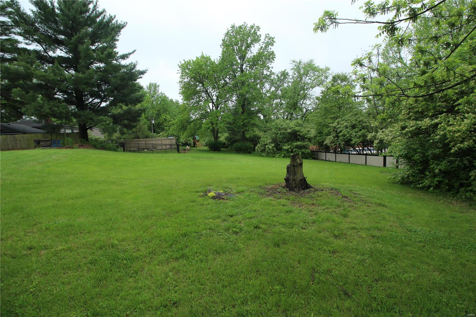665 North Mosley Road St. Louis, MO 63141 - Photo 18 of 23 Gallery Image 18