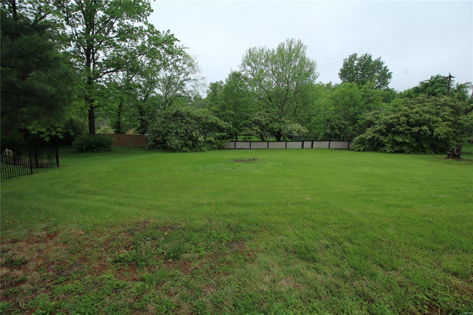 665 North Mosley Road St. Louis, MO 63141 - Photo 22 of 23 Gallery Image 22