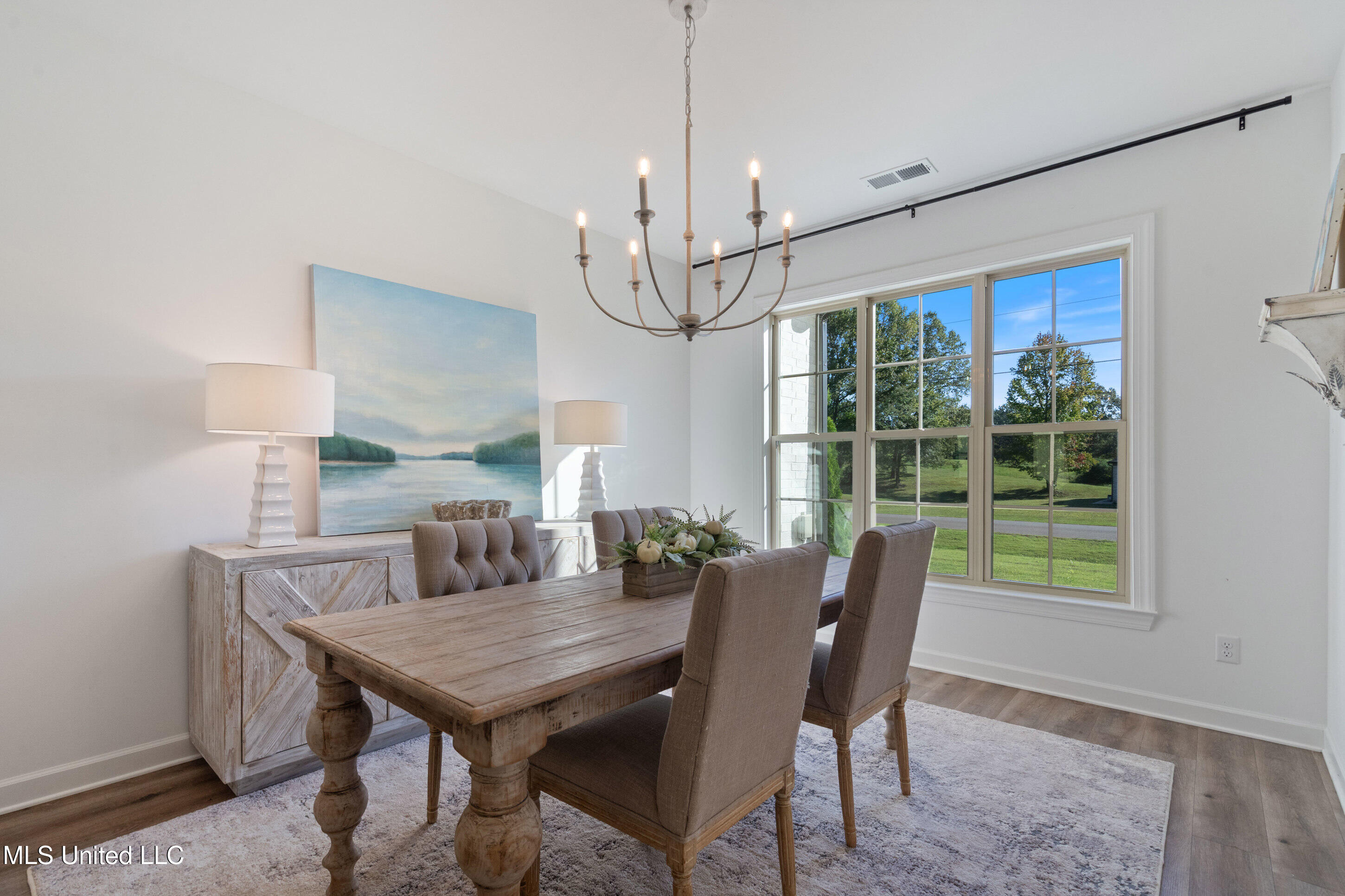 913 Lloyd's Lane Nesbit, MS 38651 - Photo 4 of 36 Dining Room