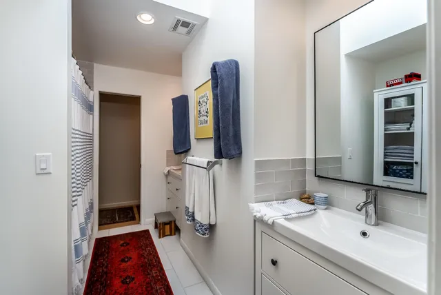 $759,900 | 11 North Sandalwood Street, Wichita, KS 67230