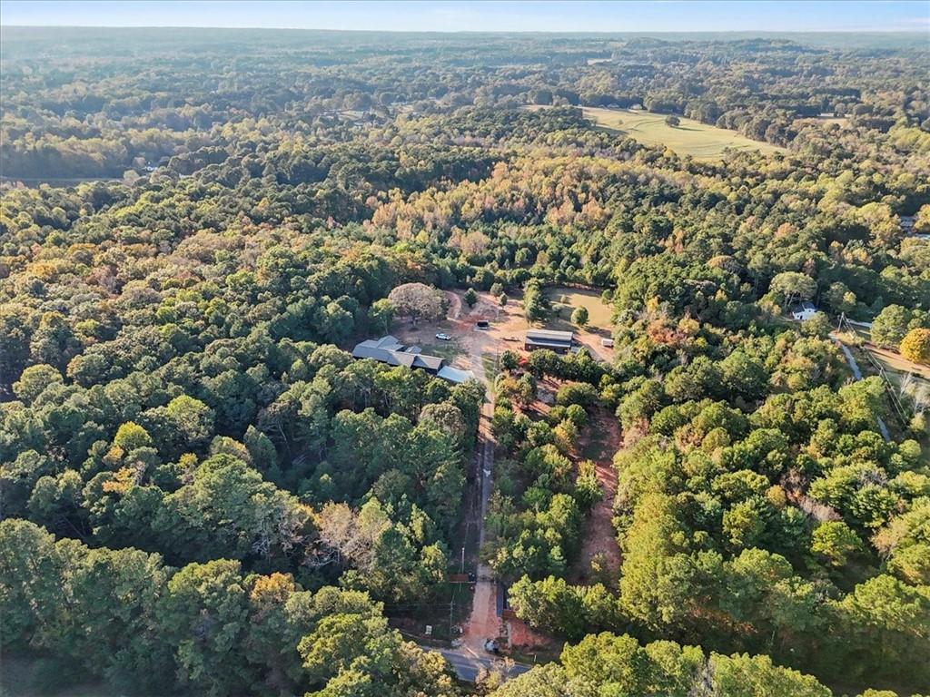 280 Etheridge Road Auburn, GA 30011 - Photo 4 of 7 a view of a city