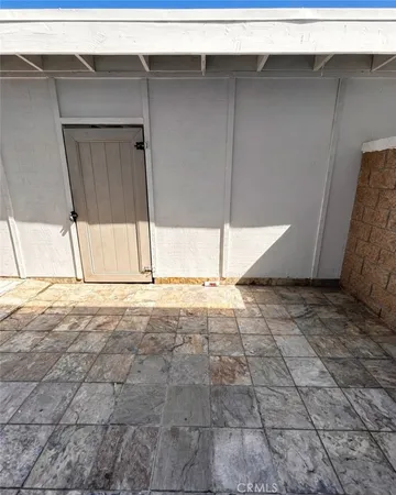 a view of a dry room