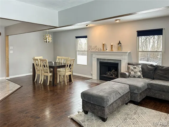 $215,000 | 616 Ardmore Drive, Belleville, IL 62223