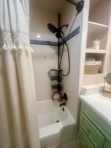 $479,000 | 1722 South Cedar Street, Casper, WY 82601