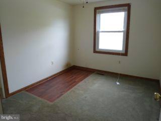 130 Cottage Road Kearneysville, WV 25430 - Photo 1 of 10 Bedroom