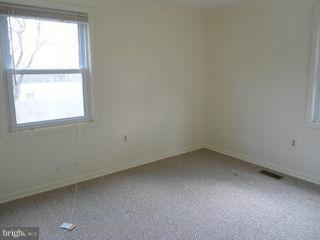 130 Cottage Road Kearneysville, WV 25430 - Photo 2 of 10 Bedroom