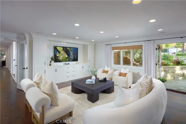$15,495,000 | 2 Royal St George Road, Newport Beach, CA 92660