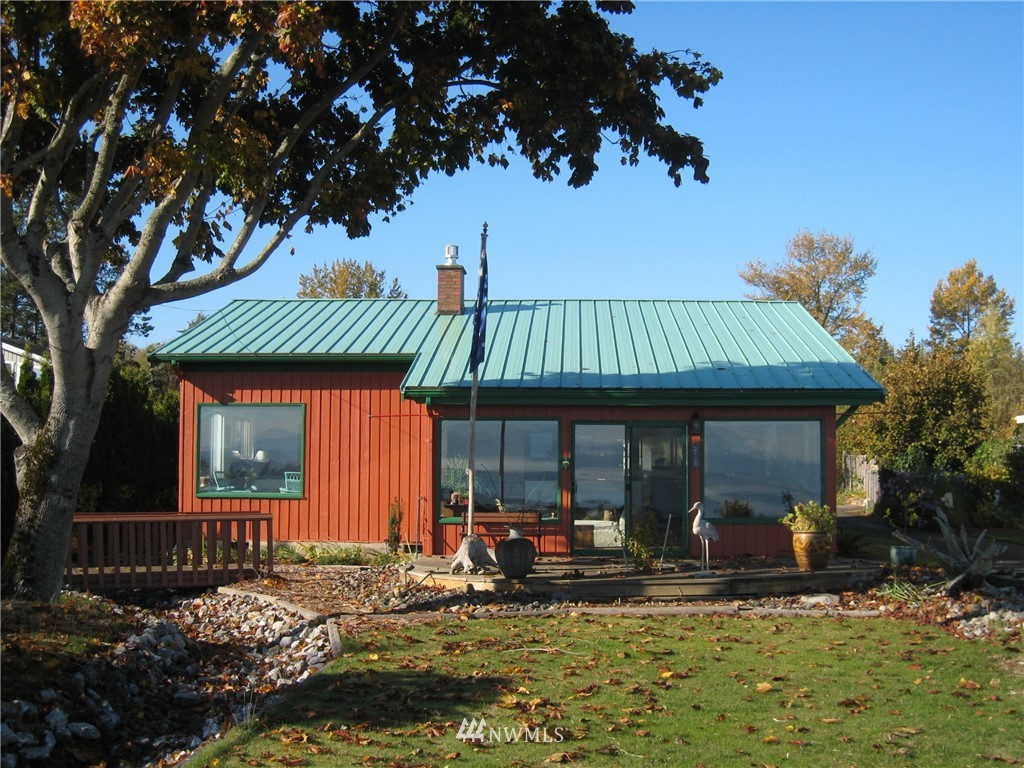 2139 Lummi Shore Road Bellingham, WA 98226 - Photo 1 of 18 Gallery Image 1