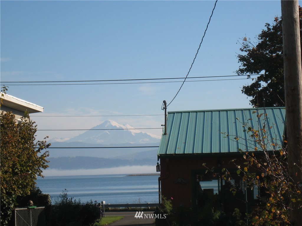2139 Lummi Shore Road Bellingham, WA 98226 - Photo 14 of 18 Gallery Image 14