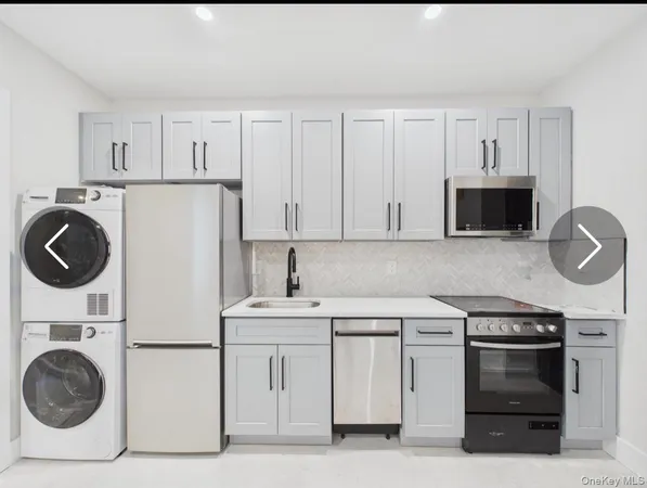 $3,750 | 315 West Broadway, Unit 1M, Long Beach, NY 11561