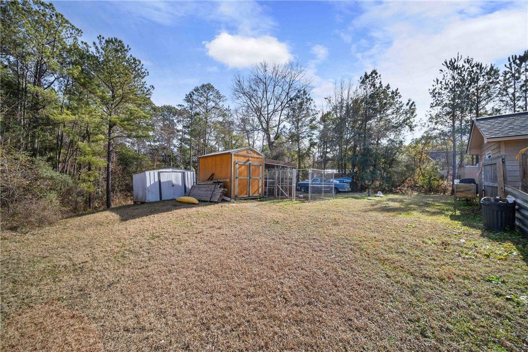 51 Longview Street Seale, AL 36875 - Photo 7 of 20 Gallery Image 7