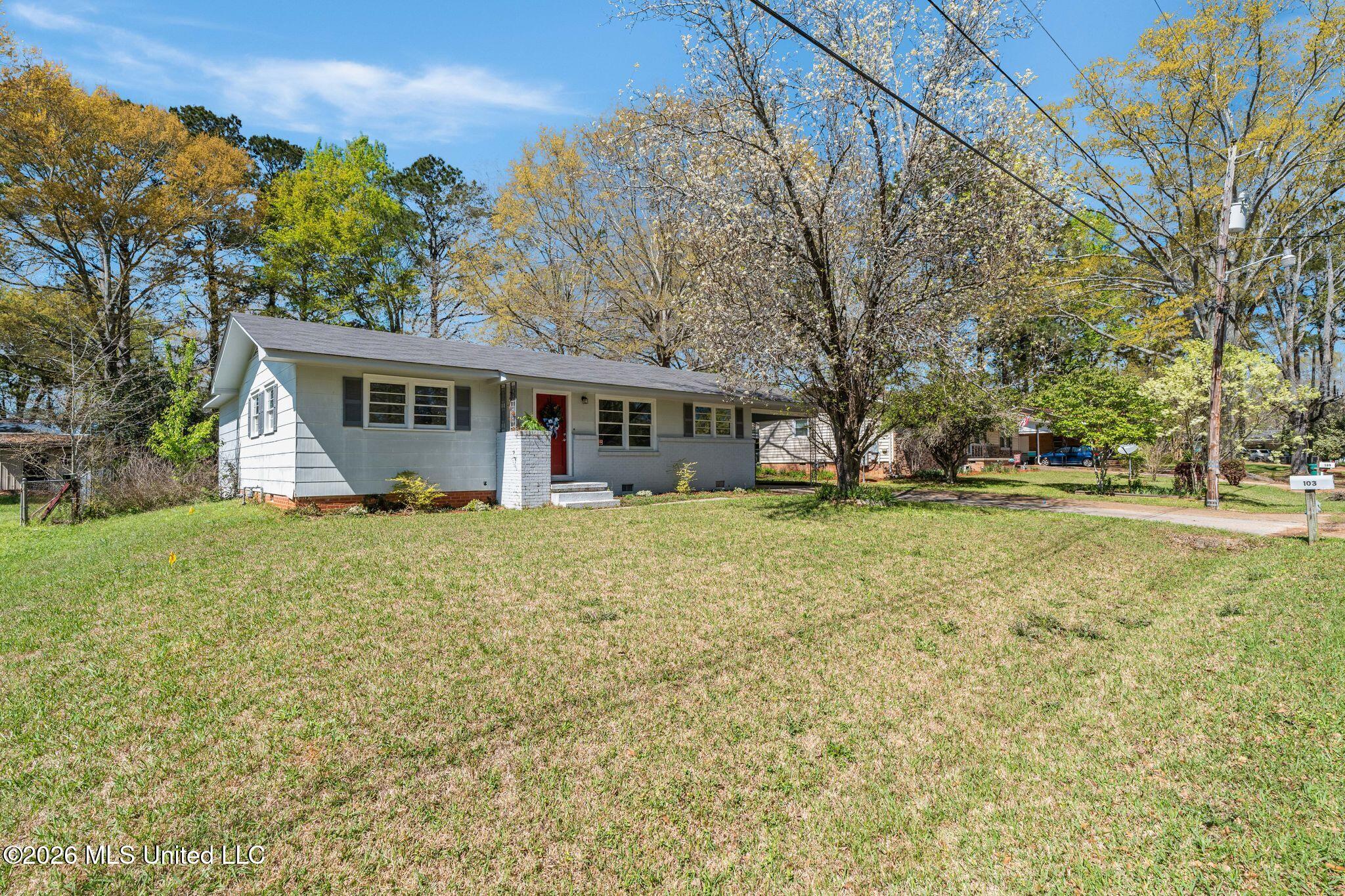 103 Fisher Street Brookhaven, MS 39601 - Photo 2 of 39 103_Fisher_St-2