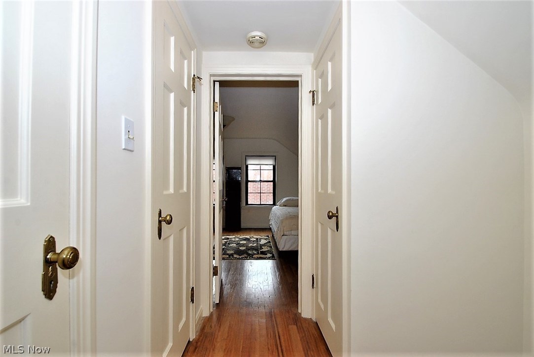 3905 Tyndall Road Cleveland, OH 44118 - Photo 17 of 24 Gallery Image 17