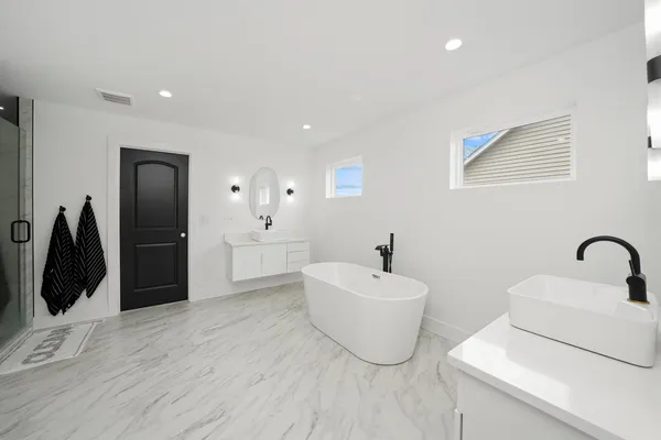 $749,950 | 413 North Sycamore Lane, North Aurora, IL 60542