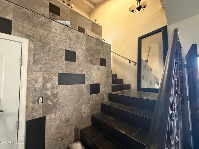 $439,500 | 42927 21st Street West, Lancaster, CA 93536