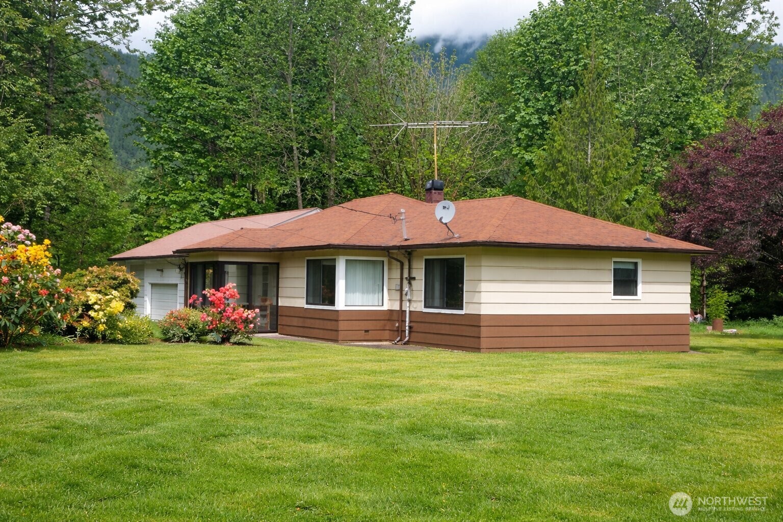 59705 State Rte 20 Marblemount, WA 98267 - Photo 2 of 2