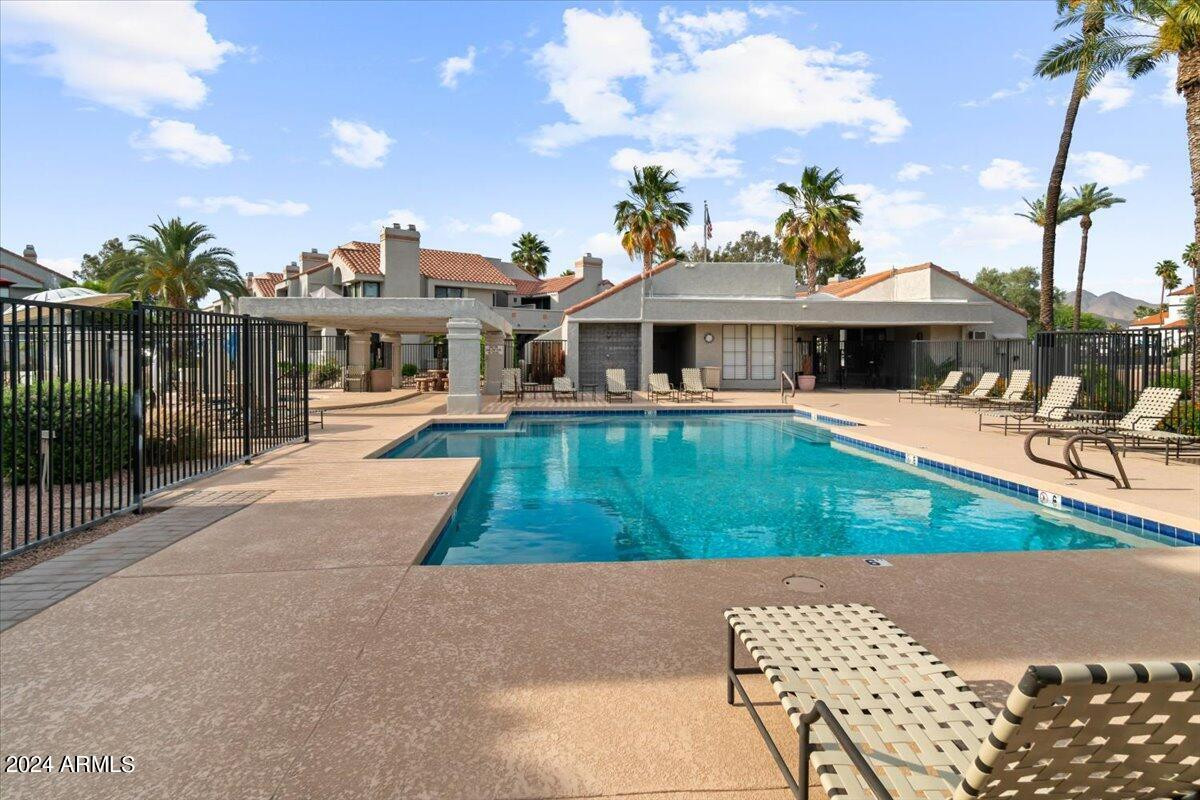 10115 East Mountain View Road, Unit 1102 Scottsdale, AZ 85258 - Photo 30 of 31 a view of a house with sitting area