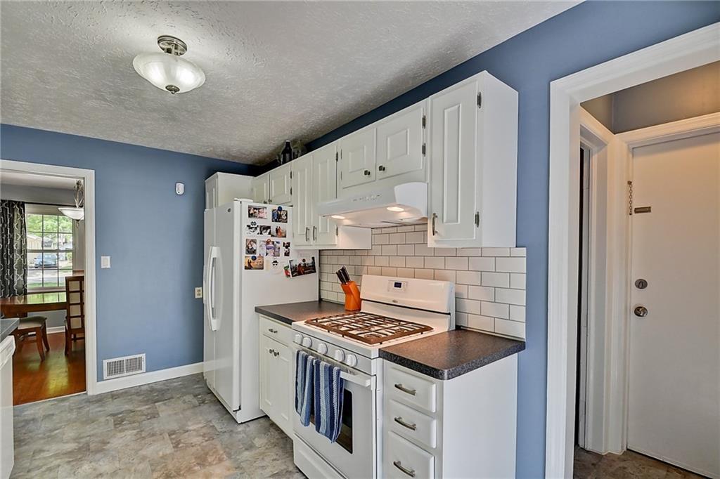 6185 Ralston Avenue Indianapolis, IN 46220 - Photo 11 of 27 Gallery Image 11