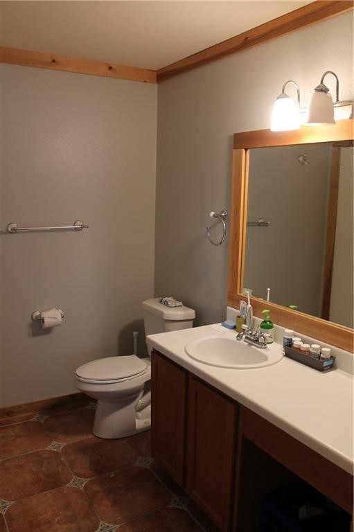150 Madisons Way Buda, TX 78610 - Photo 5 of 11 a bathroom with a sink and a toilet