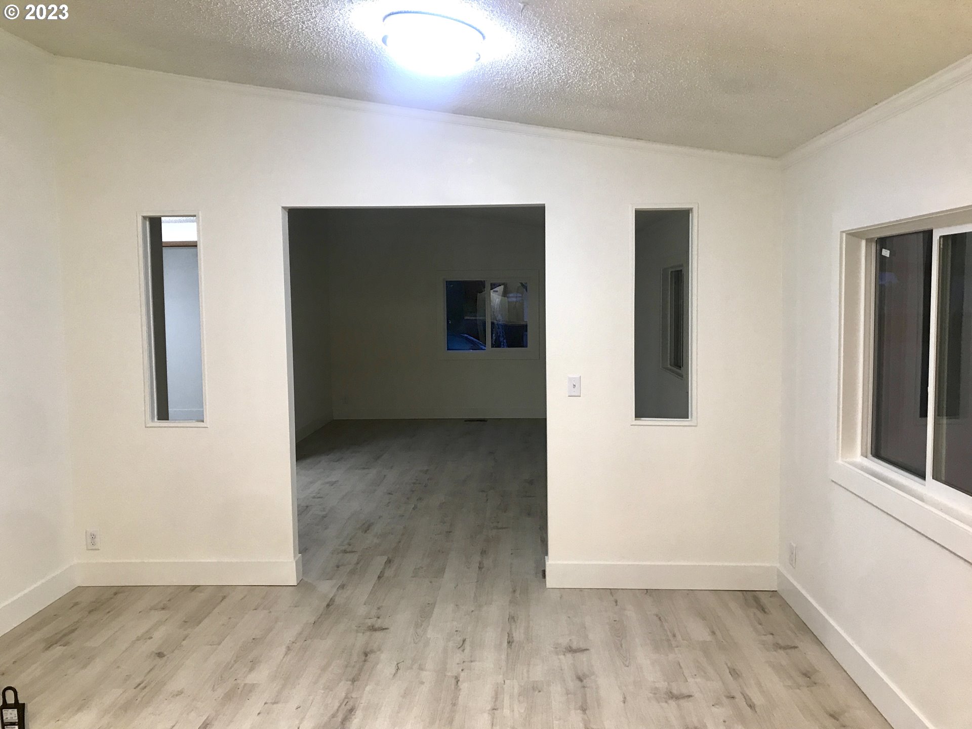 4976 Morely Loop Eugene, OR 97402 - Photo 11 of 18 Gallery Image 11