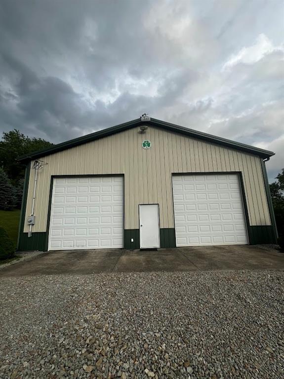 516 Chestnut Ridge Road Washington, PA 15301 - Photo 10 of 42 Garage with 3 12' x 12' automatic garage doors