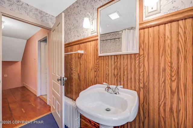 $649,000 | 102 Worthington Avenue, East Stroudsburg, PA 18301