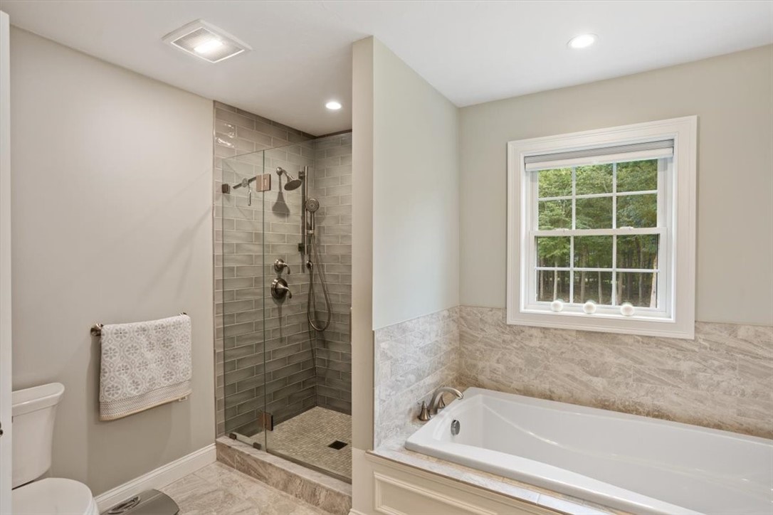 42 Lantern Road Lincoln, RI 02865 - Photo 38 of 50 Gallery Image 38