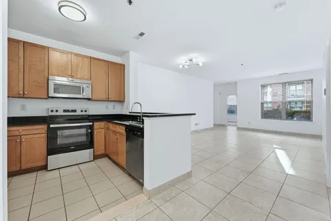 $715,000 | 26 Ave At Port Imperial, Unit 133, West New York, NJ 07093