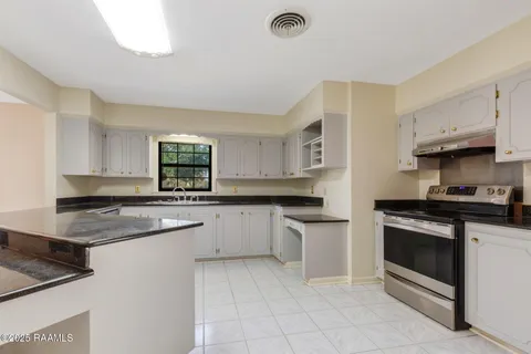 $315,000 | 304 St John Avenue, Opelousas, LA 70570