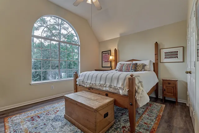 $750,000 | 18 Seders Walk, The Woodlands, TX 77381