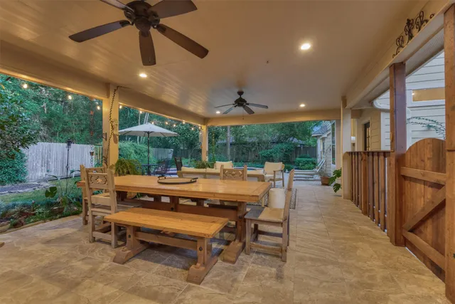 $750,000 | 18 Seders Walk, The Woodlands, TX 77381