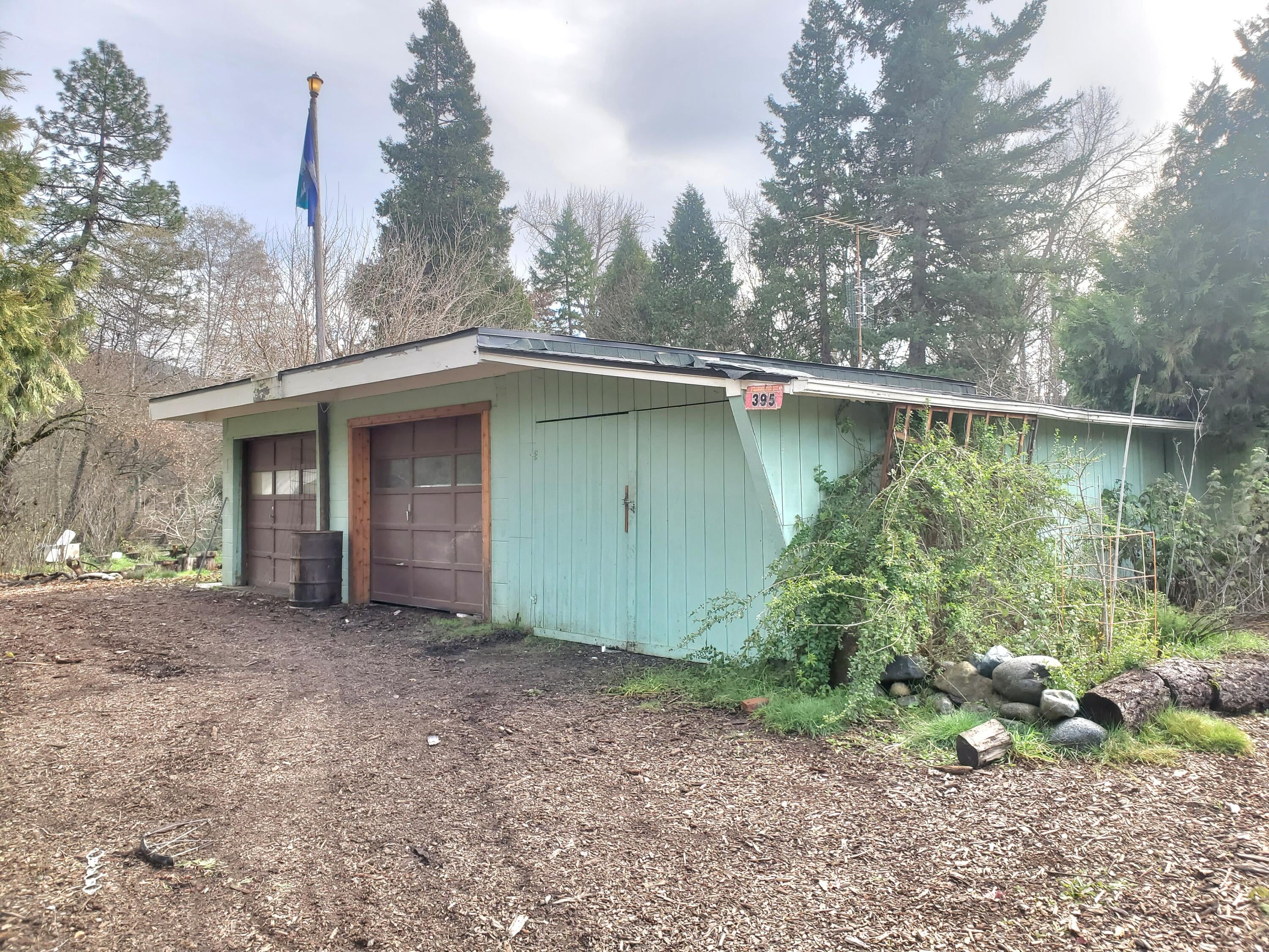 395 East Fork Road Williams, OR 97544 - Photo 40 of 59 20231204_121608