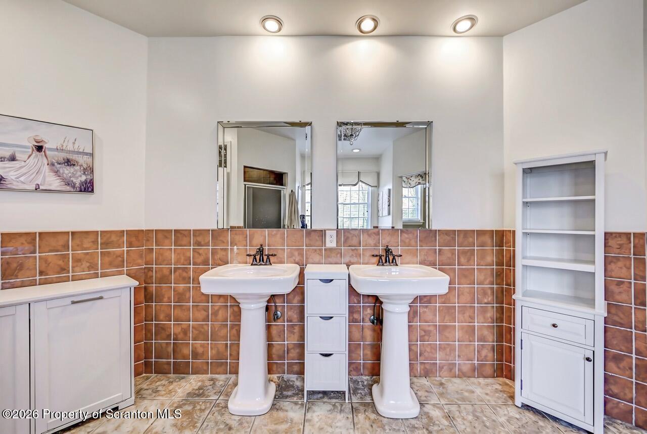 272 Windsor Way Moscow, PA 18444 - Photo 65 of 145 272 Windsor Way 066 Large