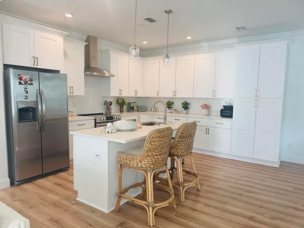 $2,700 | 48 4th Street, Santa Rosa Beach, FL 32459