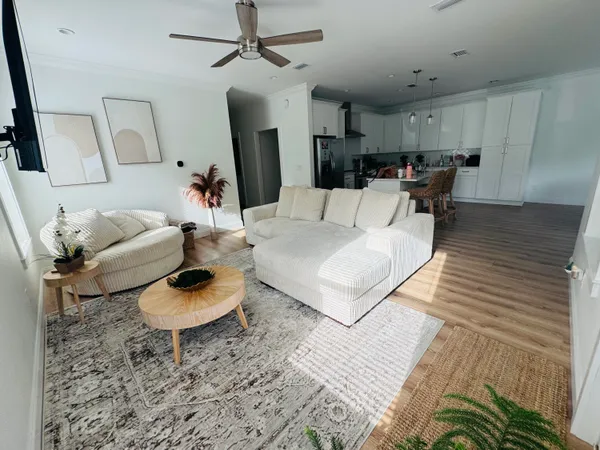$2,700 | 48 4th Street, Santa Rosa Beach, FL 32459