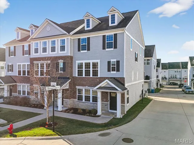 $3,500 | 8014 Townes Way, St. Louis, MO 63117