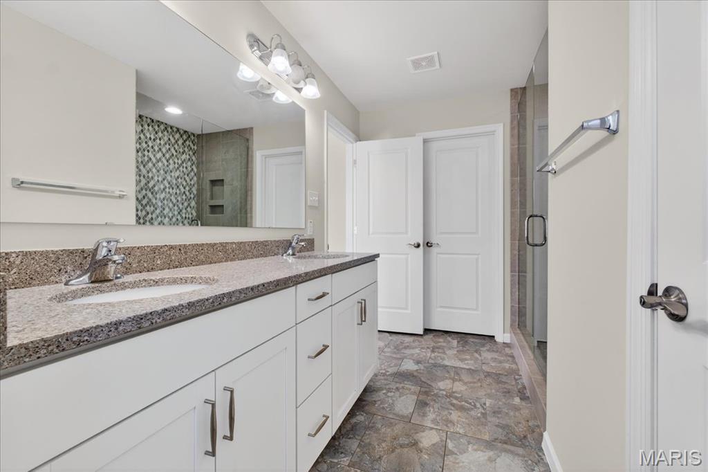 8014 Townes Way St. Louis, MO 63117 - Photo 24 of 37