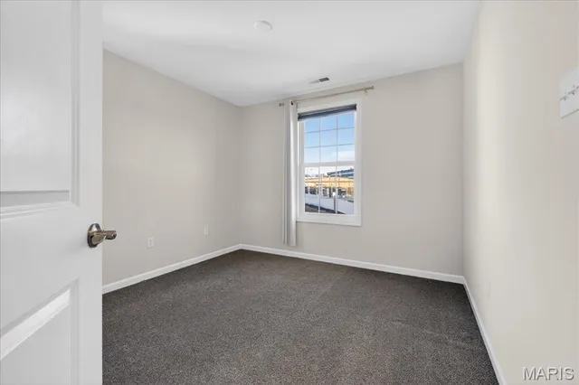 $3,500 | 8014 Townes Way, St. Louis, MO 63117