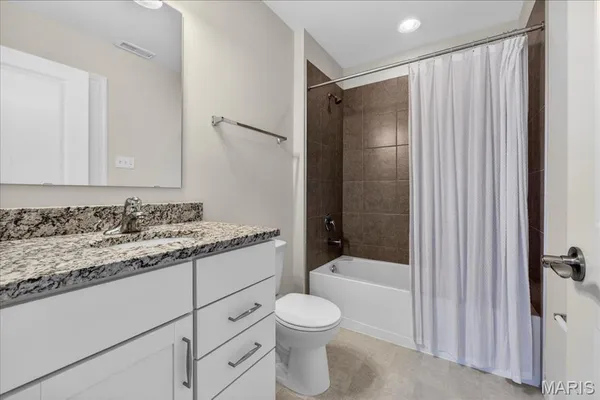 $3,500 | 8014 Townes Way, St. Louis, MO 63117