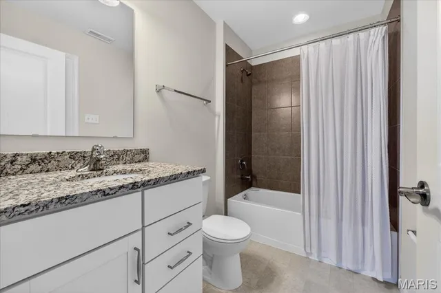 $3,500 | 8014 Townes Way, St. Louis, MO 63117