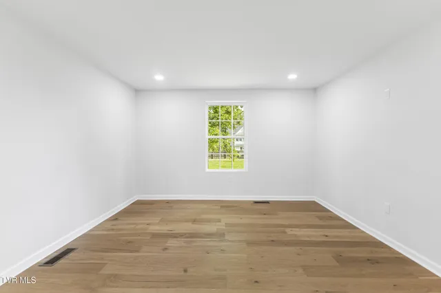 $474,500 | 400 East 4th N Street, Morristown, TN 37814