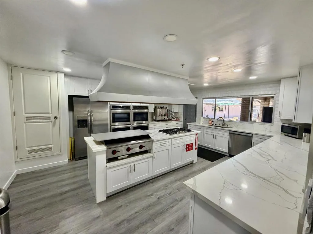 8301 Mission Gorge Road, Unit 42 Santee, CA 92071 - Photo 48 of 56 Gallery Image 48