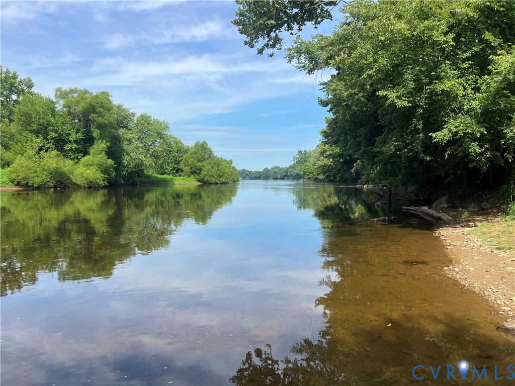 1387 New Town Road Goochland, VA 23063 - Photo 11 of 12 west view boat landing on James river, 1 mile away