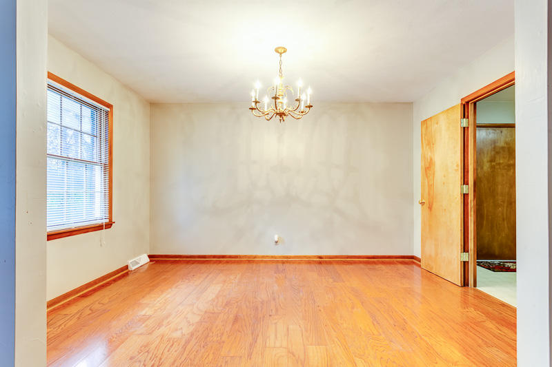 913 Riverbend Road Clinton, TN 37716 - Photo 6 of 30 Formal Dining Room