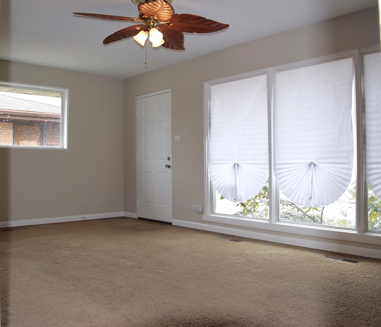 17236 Roy Street Lansing, IL 60438 - Photo 2 of 16