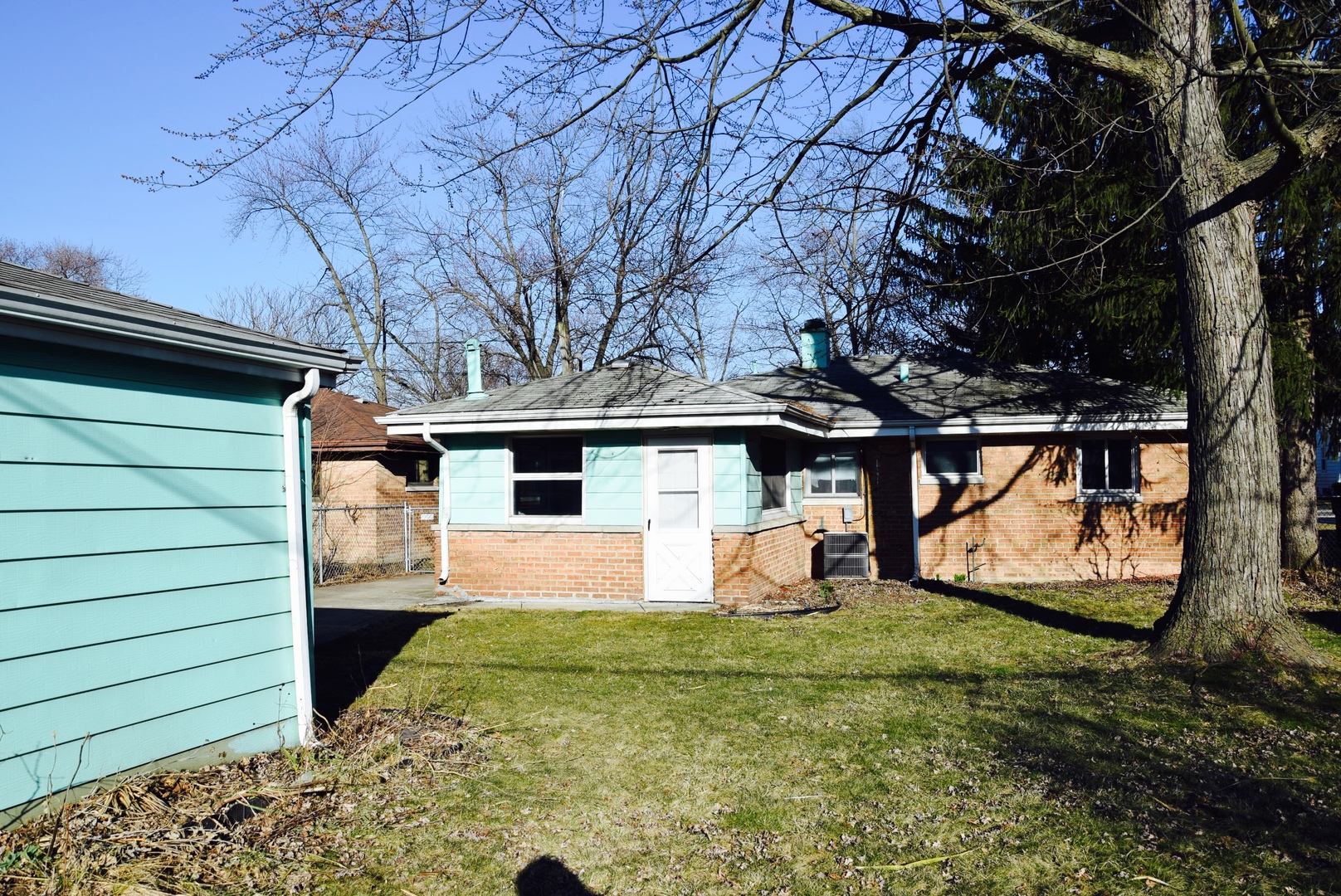 17236 Roy Street Lansing, IL 60438 - Photo 15 of 16