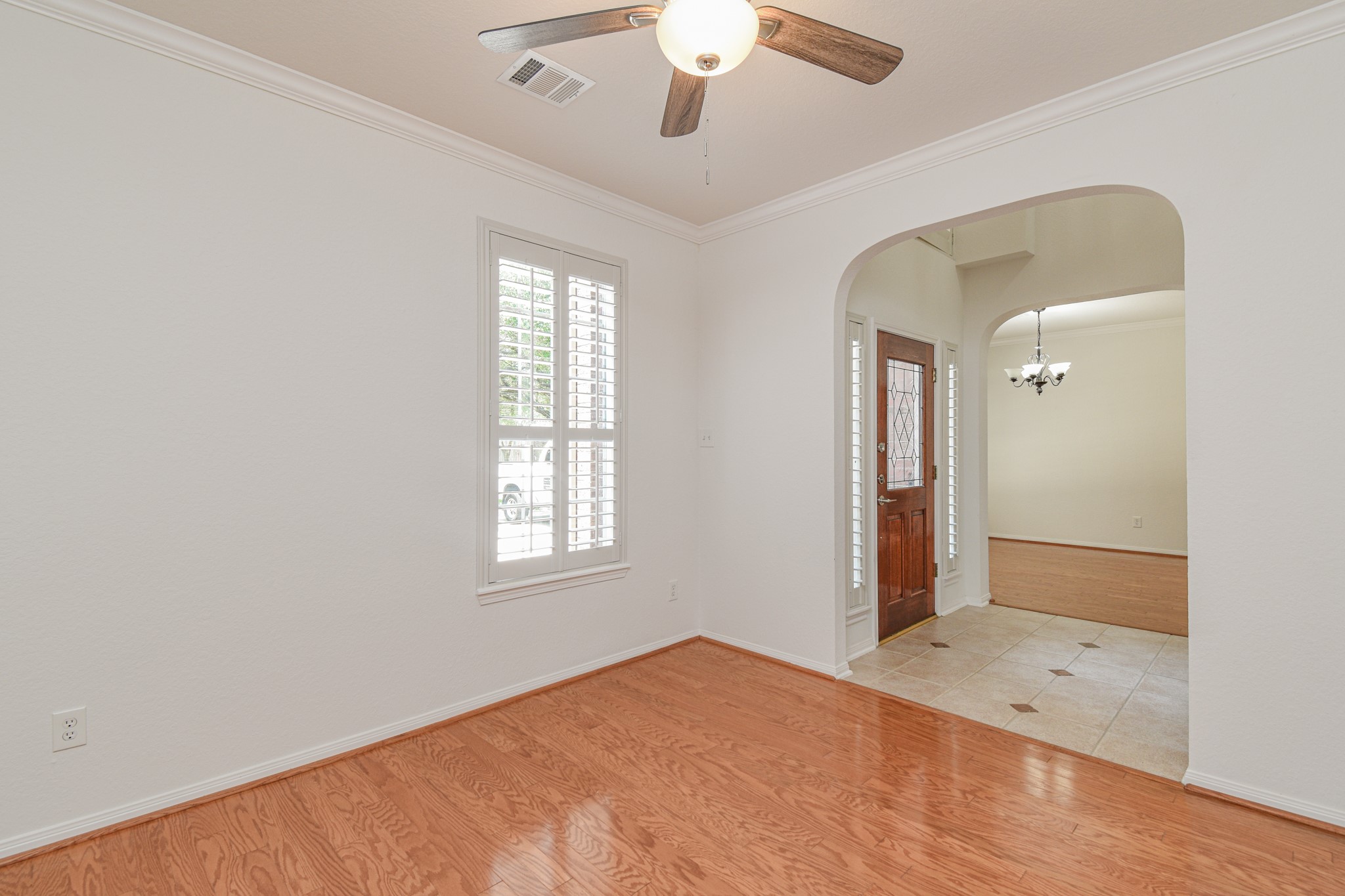 14603 Kings Head Drive Houston, TX 77044 - Photo 8 of 33 a view of empty room with window