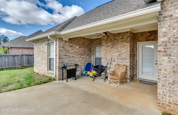 $369,900 | 109 Hampstead Drive, Madison, MS 39110