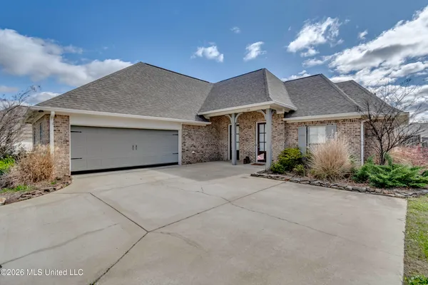 $369,900 | 109 Hampstead Drive, Madison, MS 39110